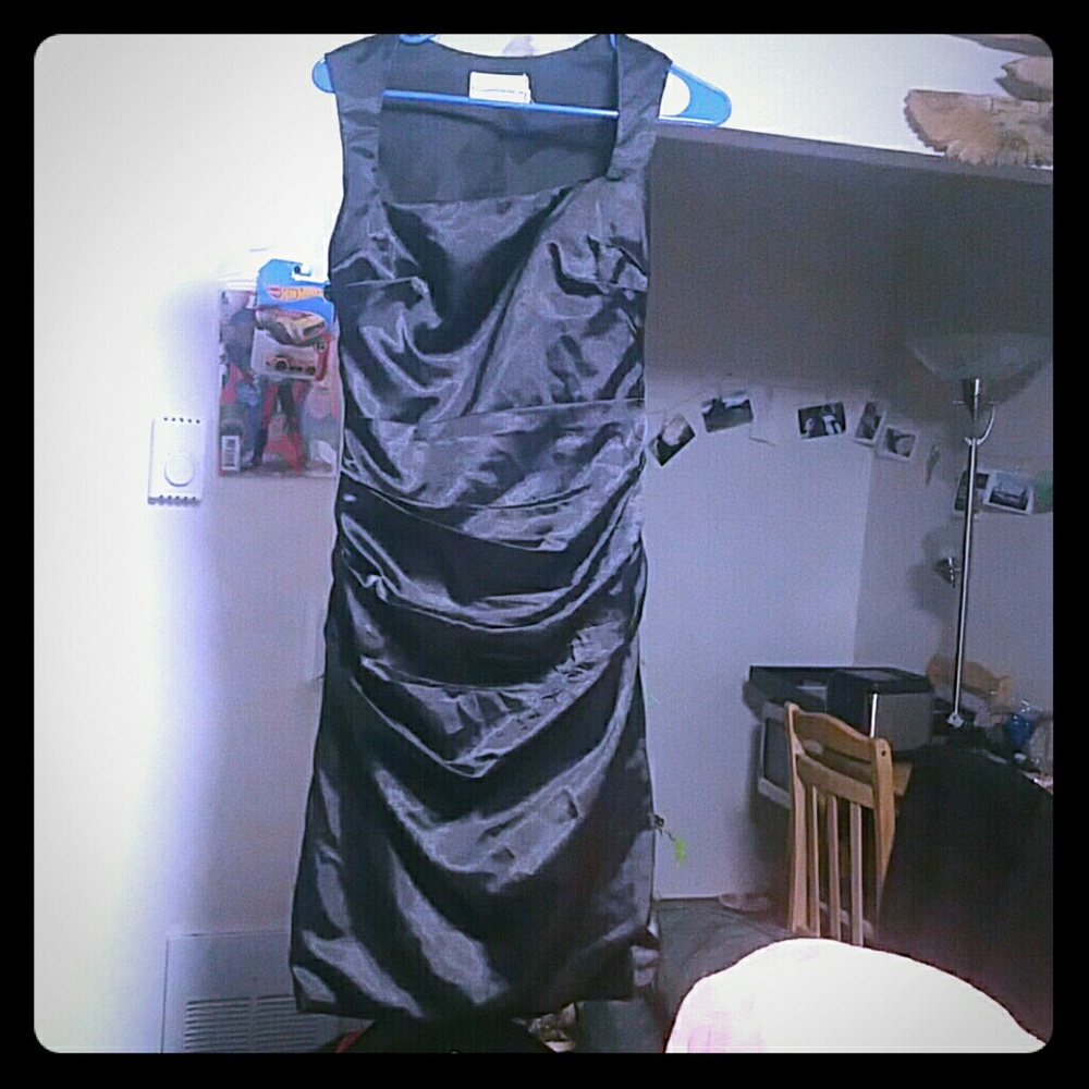 lil black dress
